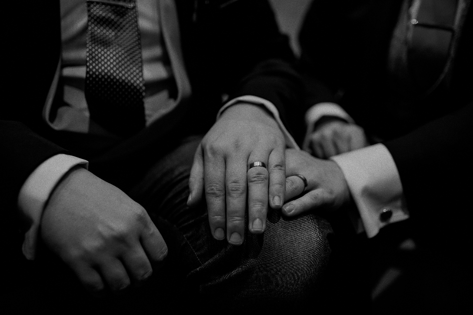 Aile birleşimi ve evlilik green card konusunu anlatan görsel: Evlilik Yoluyla Green Card Nasıl Alınır?